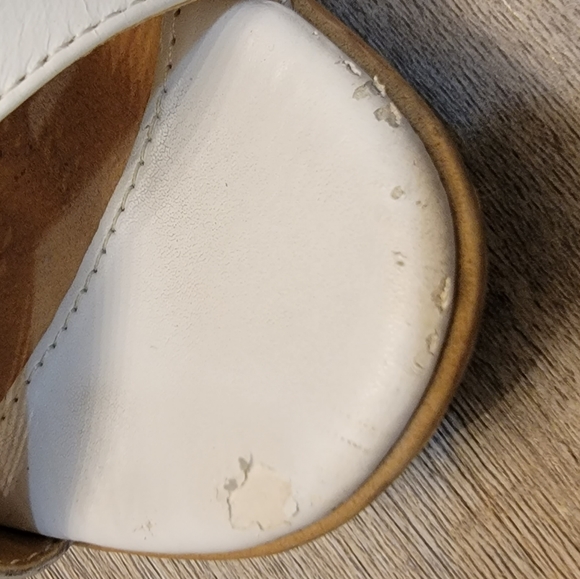 Softspots Honora white 7.5 M shoe - Picture 3 of 6